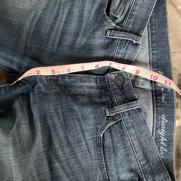 Straight leg jeans. - Picture 4 of 5